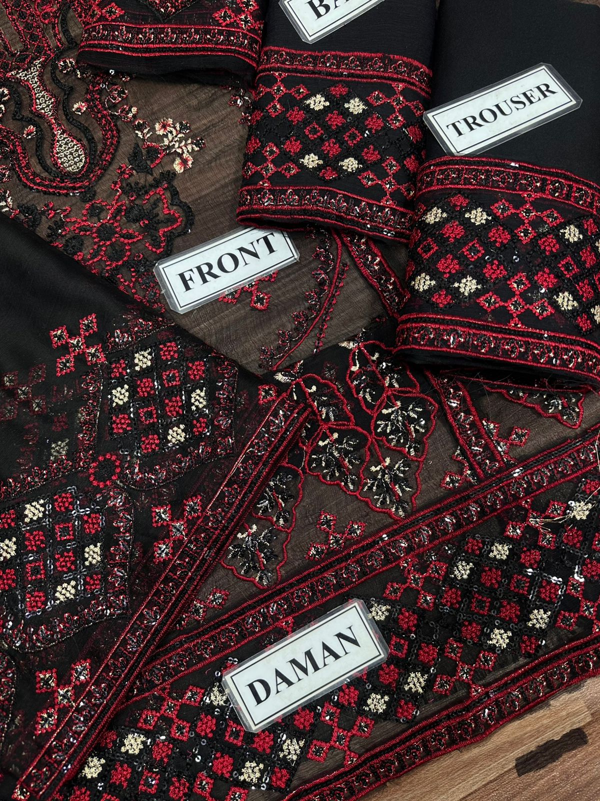 NOORMA KAAMAL Unstitch Replica